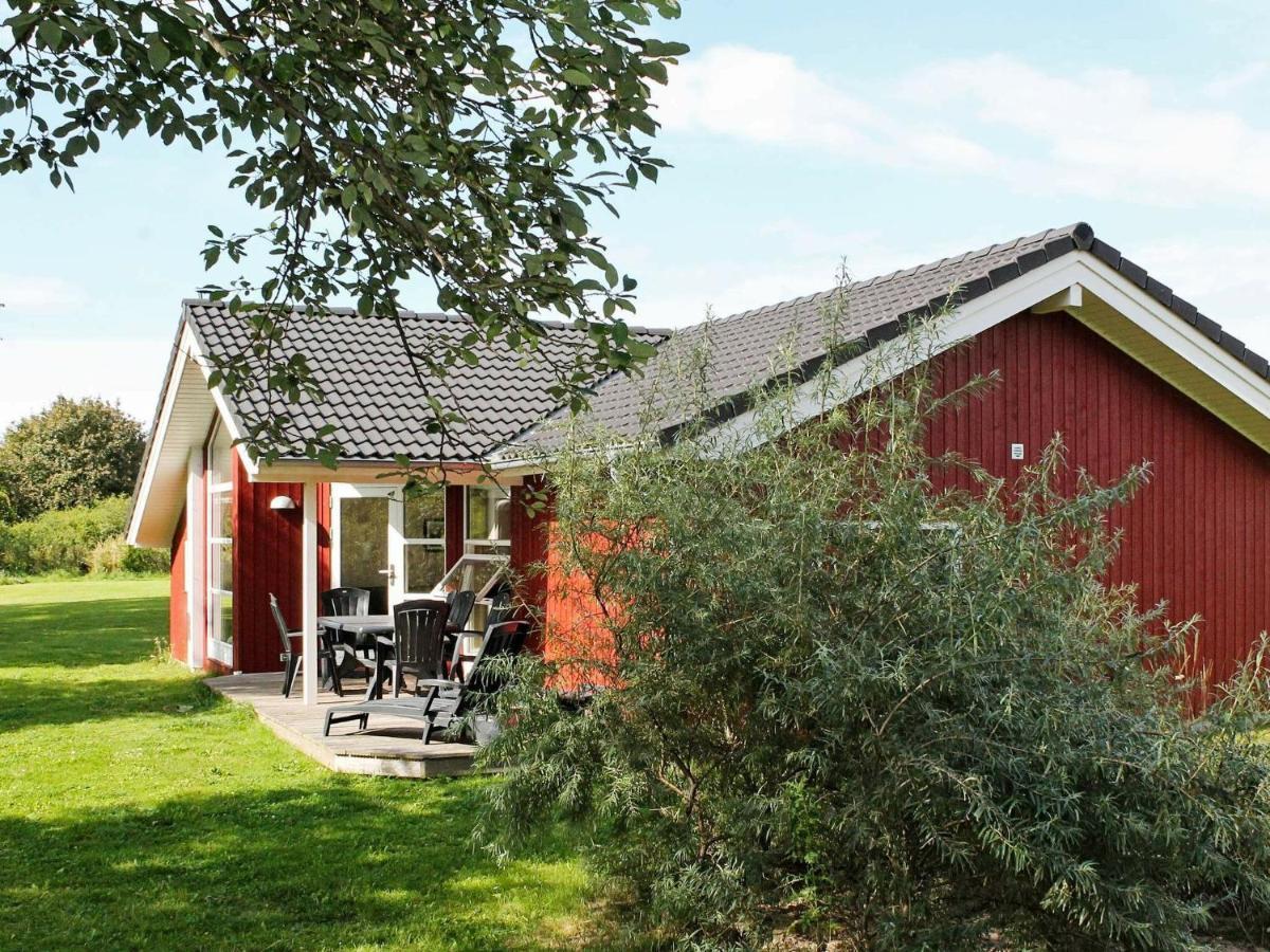 Three-Bedroom Holiday Home In Grossenbrode 1 חדר תמונה