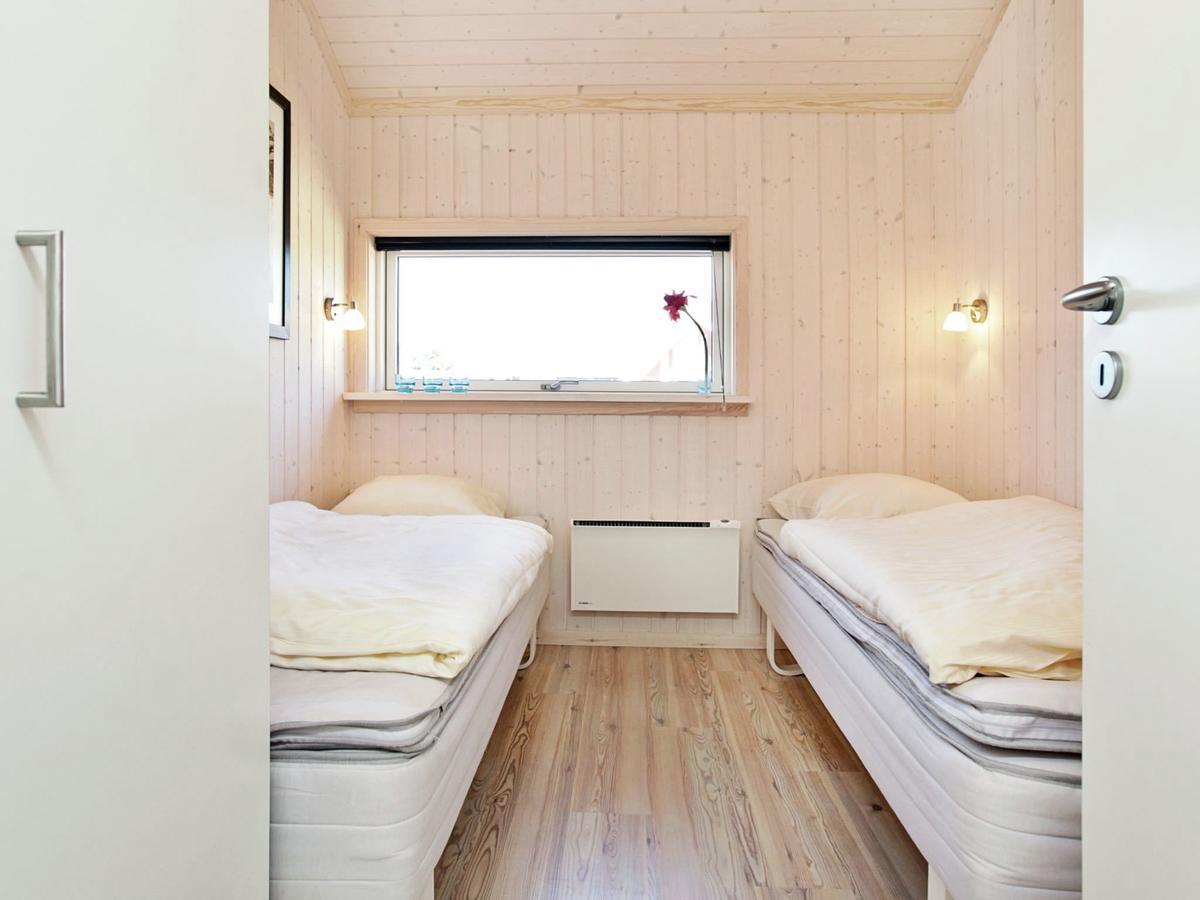 Three-Bedroom Holiday Home In Grossenbrode 1 מראה חיצוני תמונה