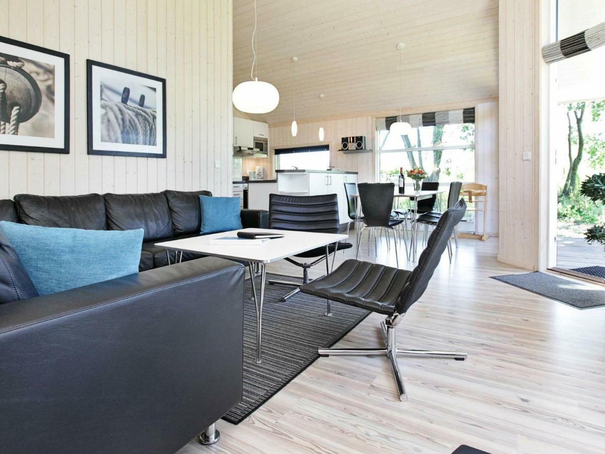 Three-Bedroom Holiday Home In Grossenbrode 1 מראה חיצוני תמונה